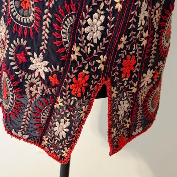 Johnny Was Navy Top with Red and White Embroidery - Picture 6 of 7